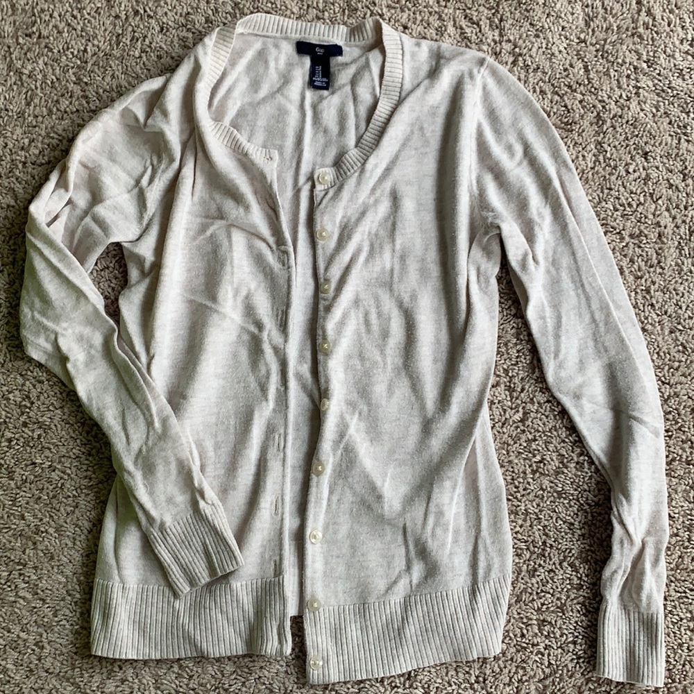 Gap women’s sweater